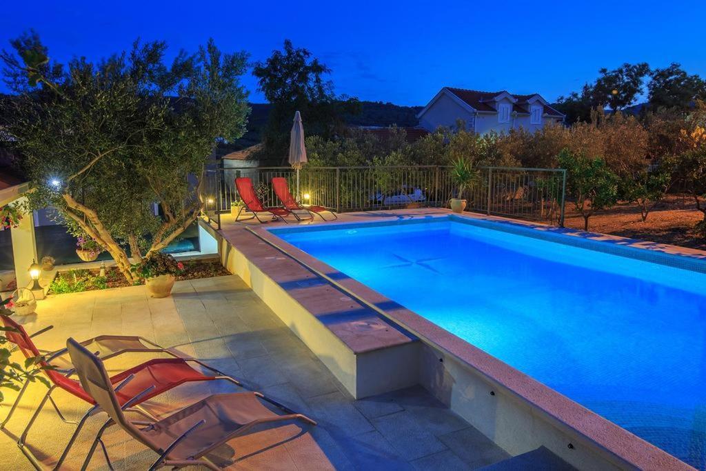 סלאטינה Apartment Zeljana מראה חיצוני תמונה